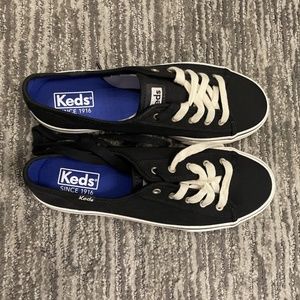 Linda's Keds Closet